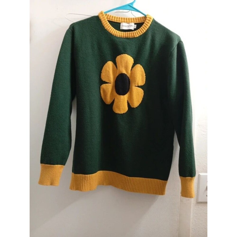 Ladies size L Oxknitstore brand green & yellow flower sweater